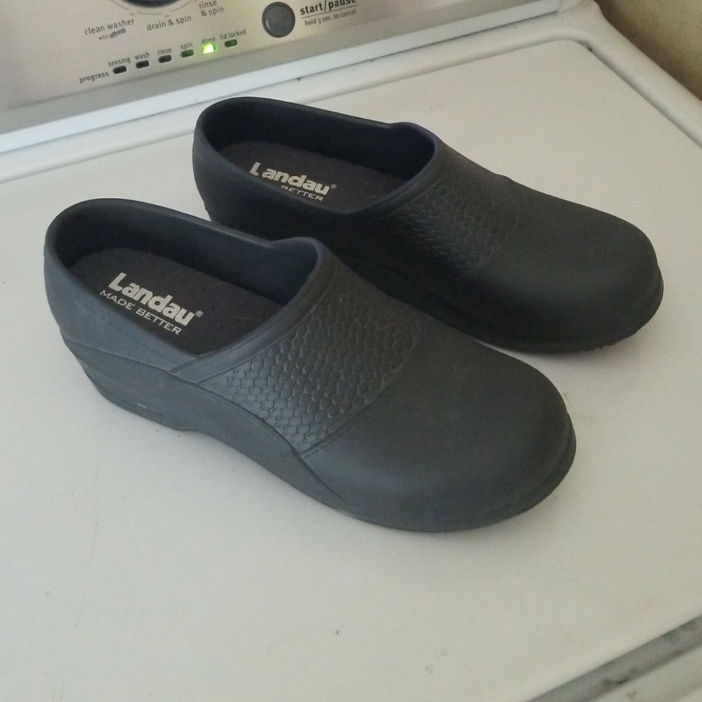 Gray Landau work shoes